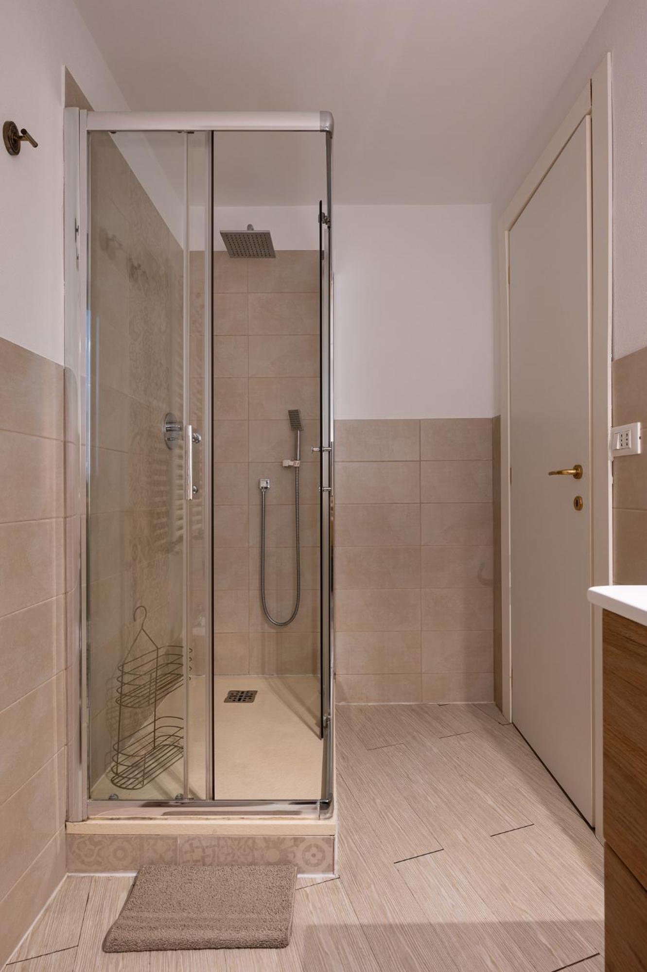ג'נובה Your House Rooms מראה חיצוני תמונה